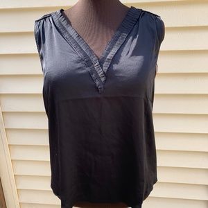 White House black market top